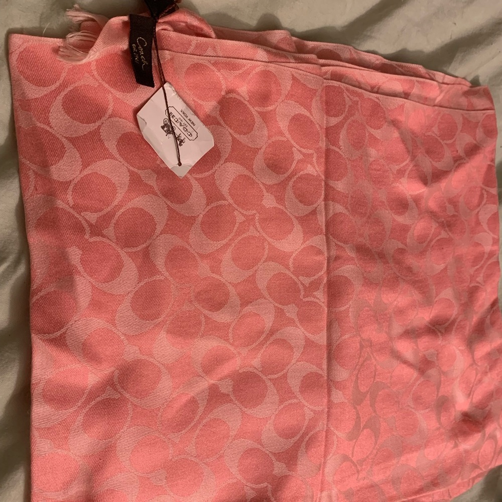 Absolutely gorgeous , super soft authentic Coach scarf/shawl, coral color/ must! - Picture 3 of 4